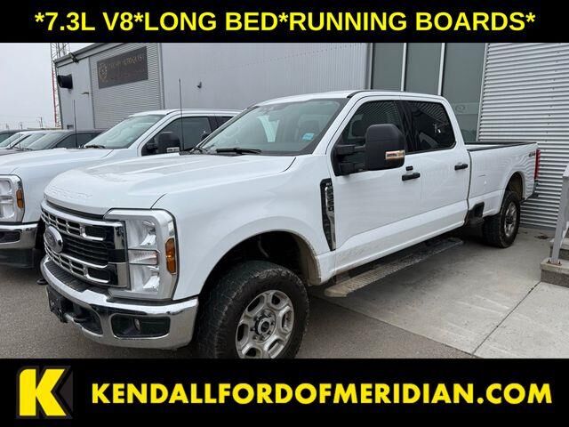 2025 Ford F-350 Super Duty XLT — photo 1 of 4