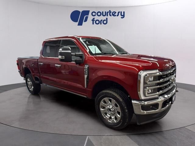 2025 Ford F-350 Super Duty King Ranch — photo 1 of 13