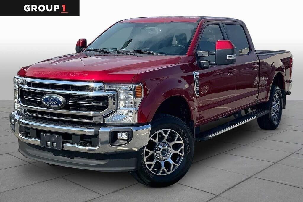2022 Ford F-350 Super Duty Lariat — photo 1 of 14