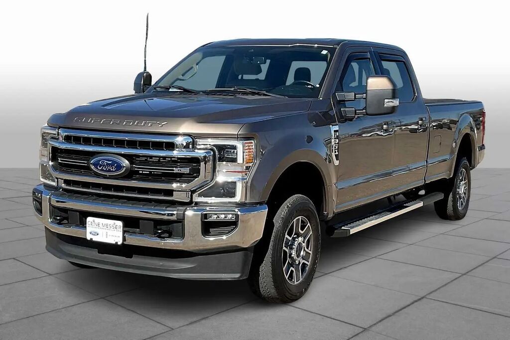 2022 Ford F-350 Super Duty Lariat — photo 1 of 13