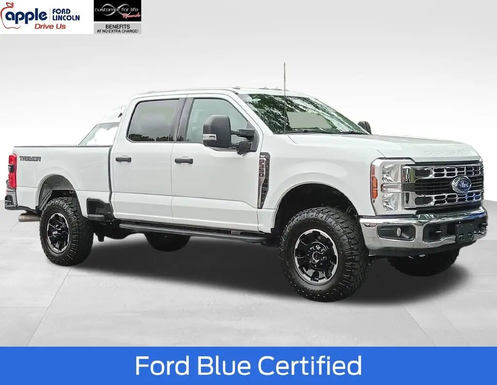 2025 Ford F-350 Super Duty XLT — photo 1 of 12