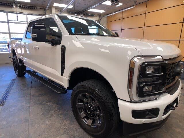 2024 Ford F-350 Super Duty Lariat