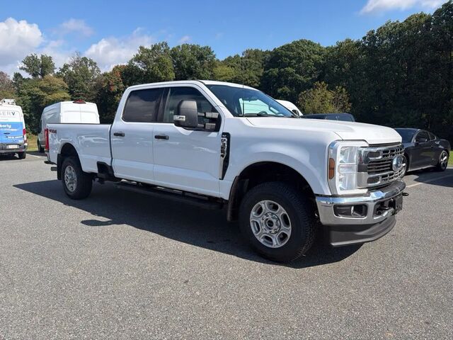 2025 Ford F-350 Super Duty XLT
