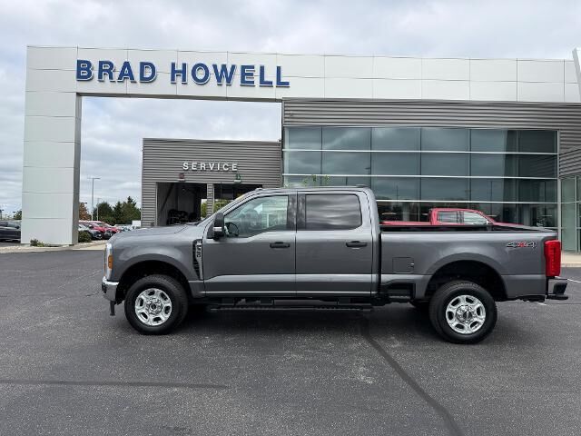 2025 Ford F-350 Super Duty XLT