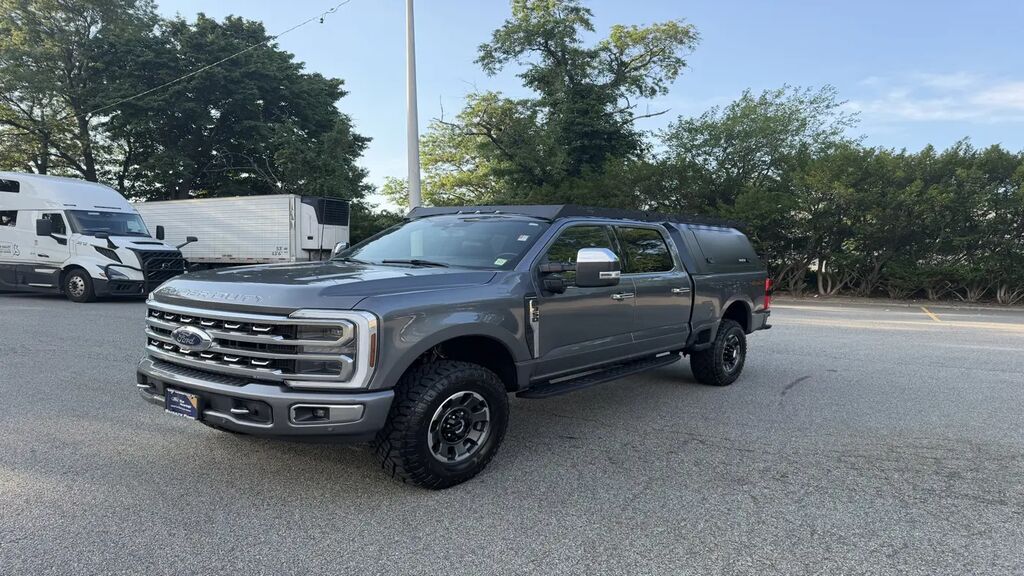 2024 Ford F-350 Super Duty Platinum — photo 1 of 26