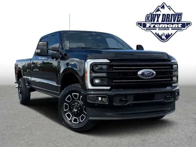 2025 Ford F-350 Super Duty Platinum — photo 1 of 14