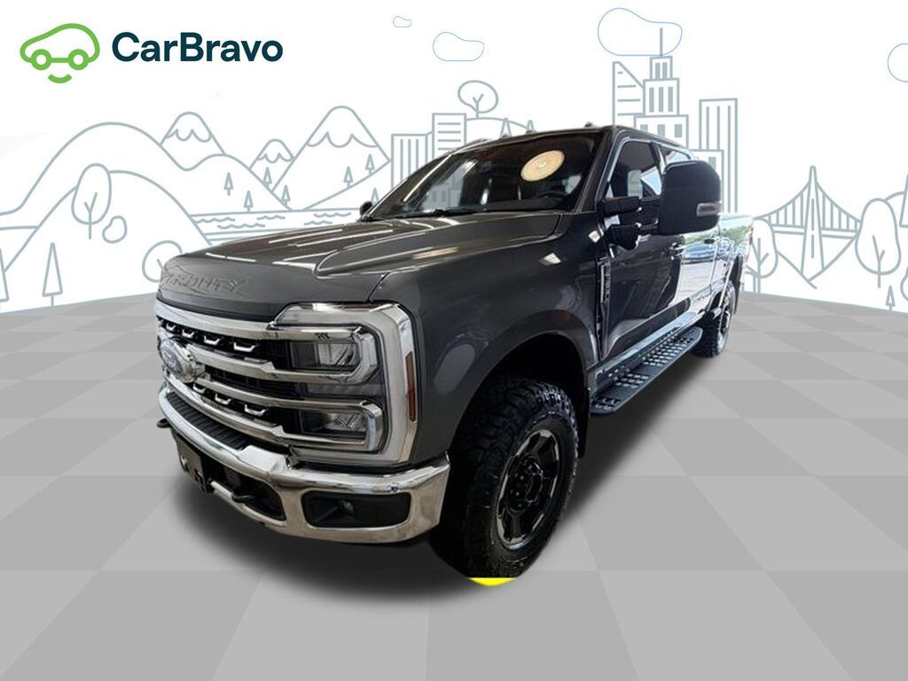 2025 Ford Super Duty F-350 SRW LARIAT — photo 1 of 6