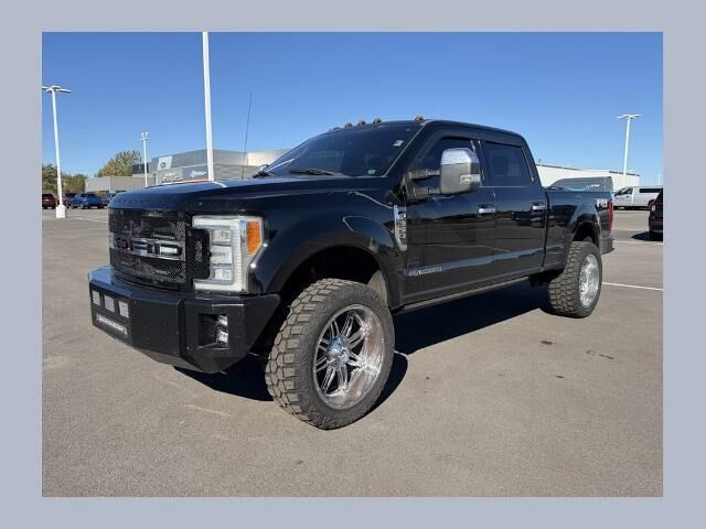 2017 Ford F-350 Super Duty Platinum