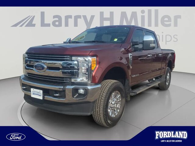 2017 Ford F-350 Super Duty Lariat