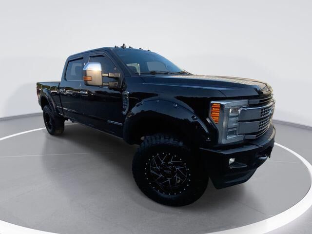 2019 Ford F-350 Super Duty Platinum