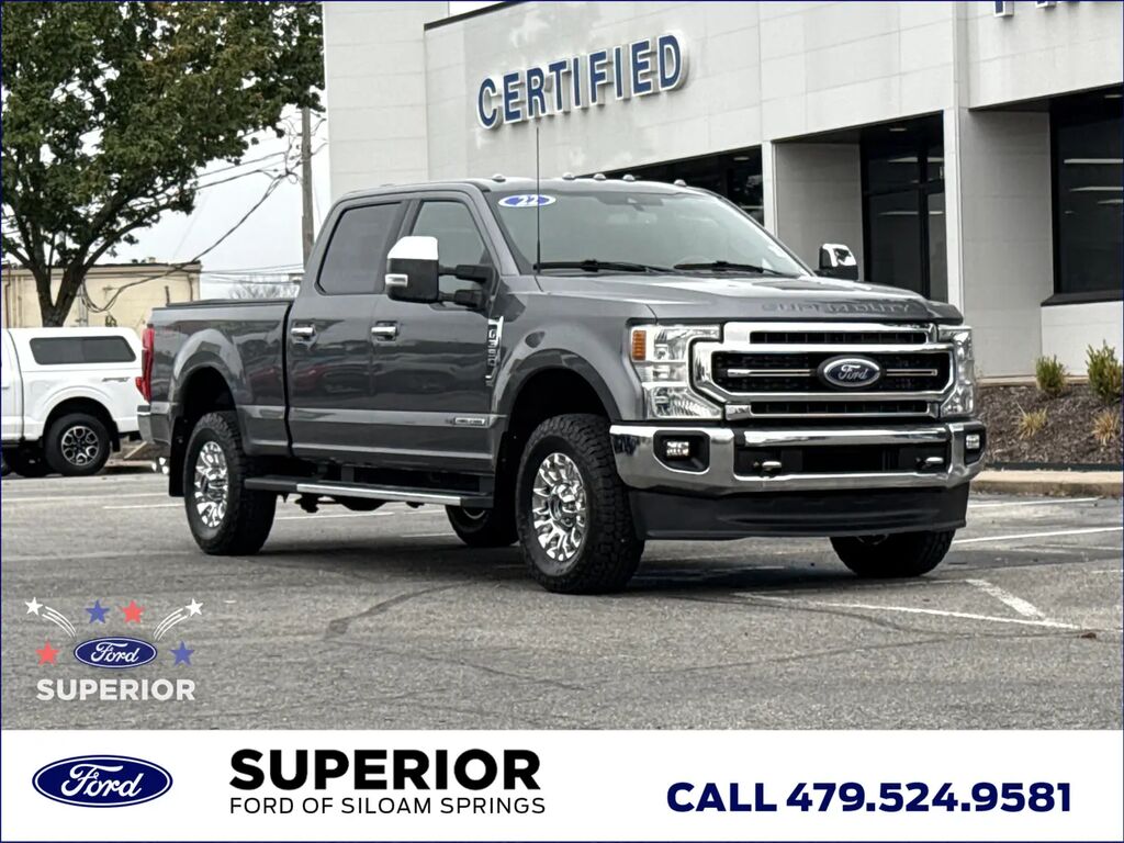 2022 Ford F-350 Super Duty Lariat — photo 1 of 12