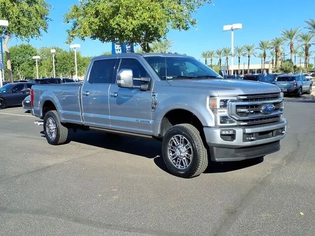 2022 Ford F-350 Super Duty Platinum — photo 1 of 16