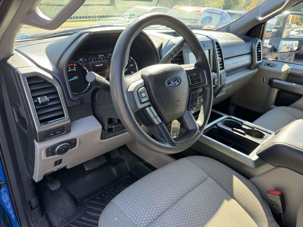 2020 Ford F-350 Super Duty XLT — photo 1 of 12