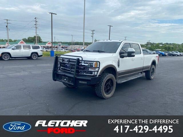 2021 Ford F-350 Super Duty Lariat — photo 1 of 13
