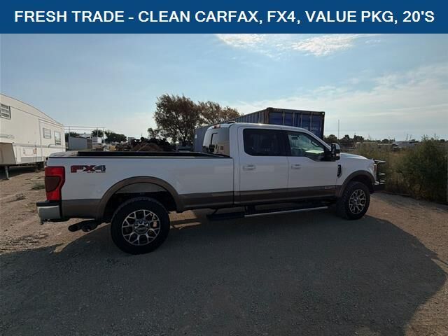 2022 Ford F-350 Super Duty Lariat — photo 1 of 9