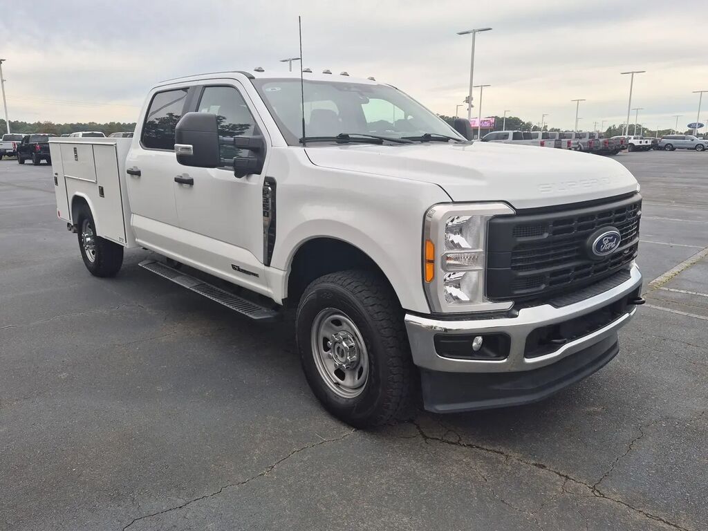 2023 Ford F-350 Super Duty XL — photo 1 of 13