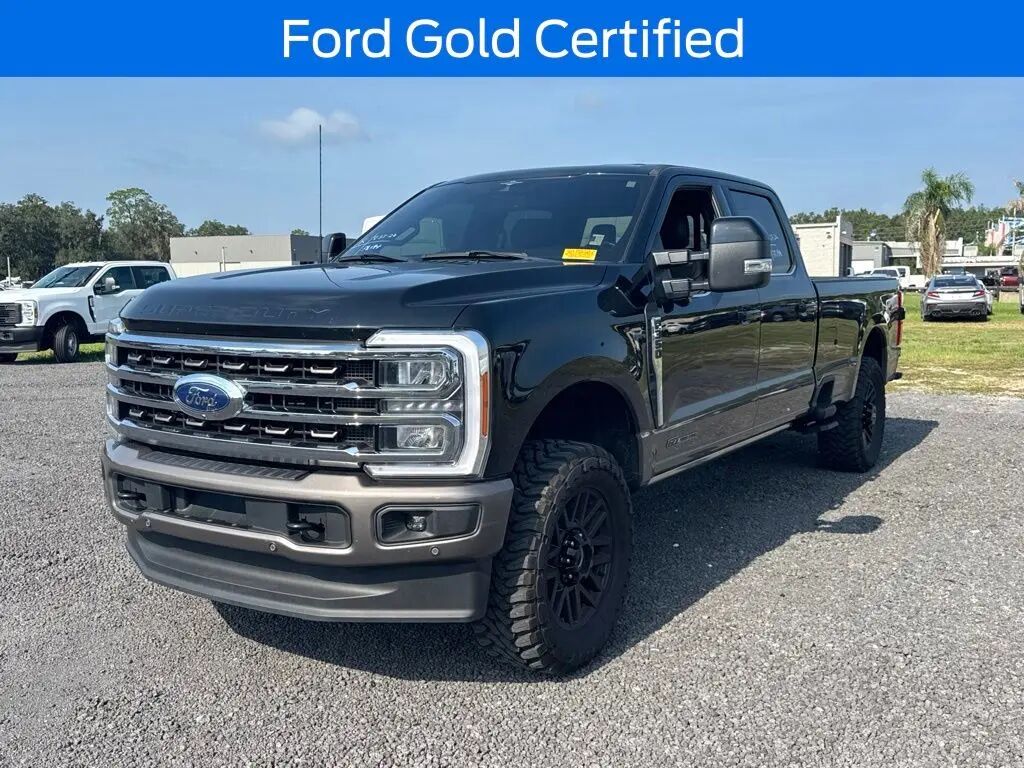 2023 Ford F-350 Super Duty King Ranch — photo 1 of 39