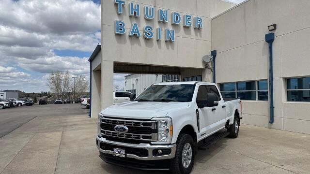 2023 Ford F-350 Super Duty King Ranch — photo 1 of 13
