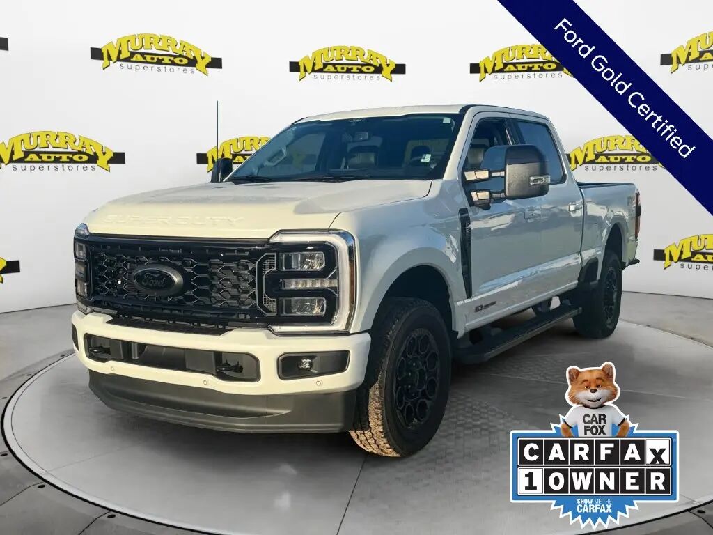 2025 Ford F-350 Super Duty Lariat — photo 1 of 11