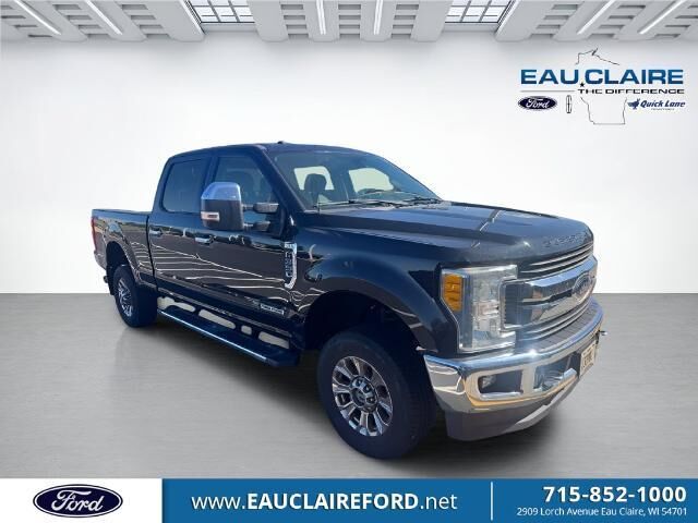 2017 Ford F-350 Super Duty Platinum