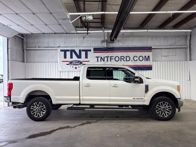 2017 Ford F-350 Super Duty Lariat