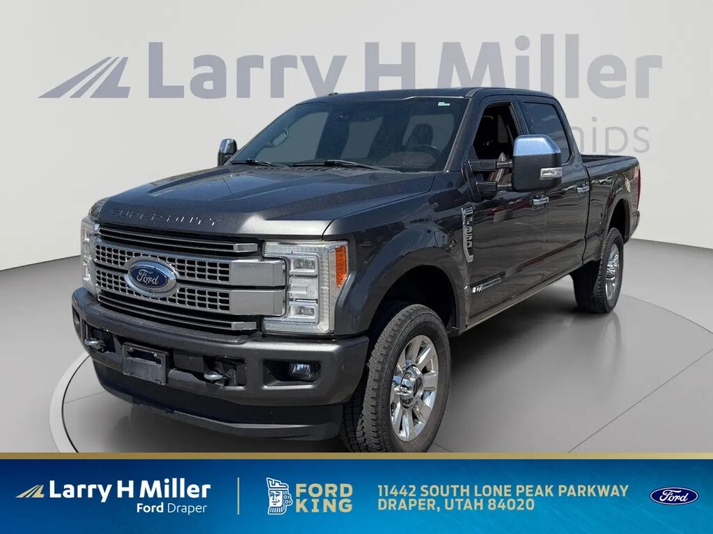 2017 Ford F-350 Super Duty Platinum — photo 1 of 39
