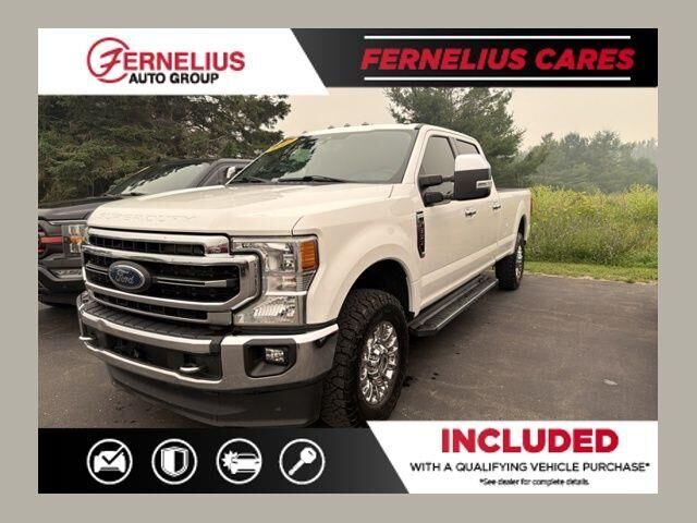 2021 Ford F-350 Super Duty Lariat — photo 1 of 38