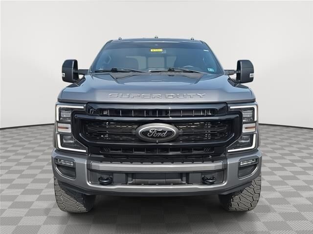 2022 Ford F-350 Super Duty Lariat — photo 1 of 13