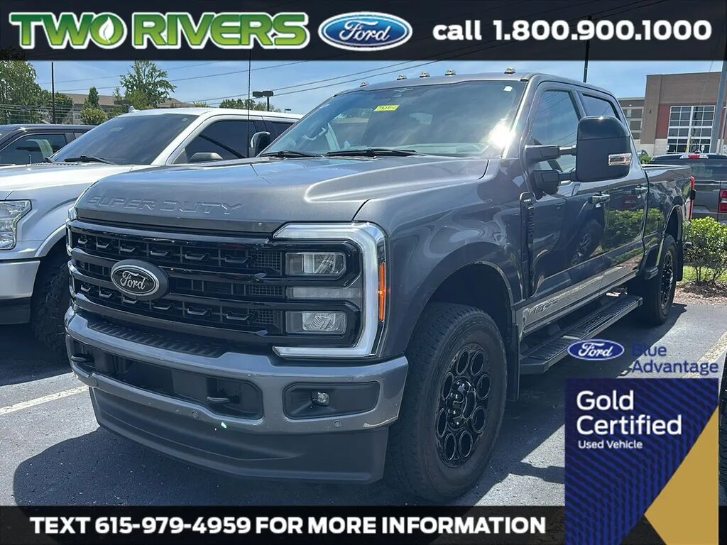 2023 Ford F-350 Super Duty Lariat — photo 1 of 16