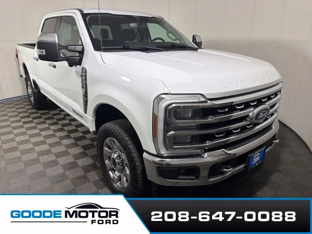 2023 Ford F-350 Super Duty Lariat — photo 1 of 13