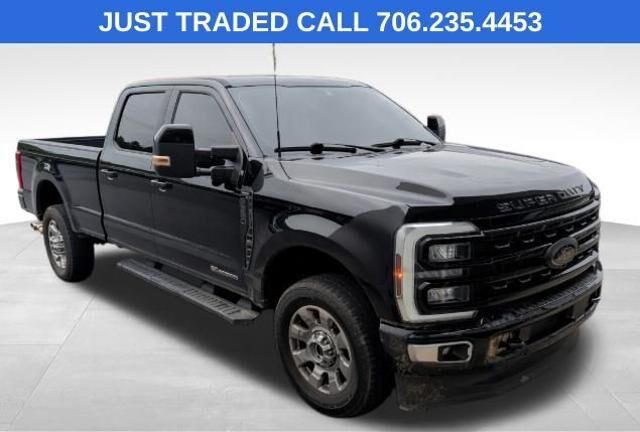 2024 Ford F-350 Super Duty Lariat — photo 1 of 19