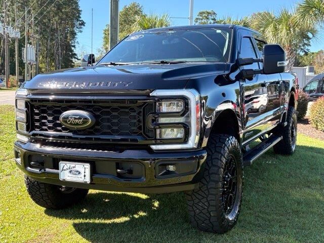 2025 Ford F-350 Super Duty Lariat