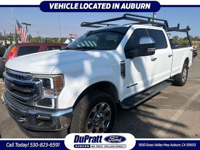 2020 Ford F-350 Super Duty Lariat — photo 1 of 12