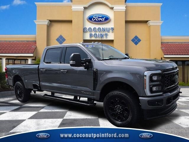 2025 Ford F-350 Super Duty XLT — photo 1 of 8