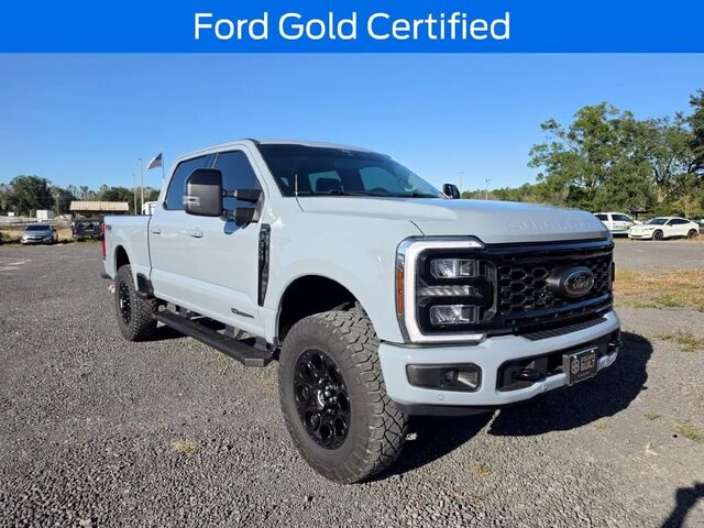 2025 Ford F-350 Super Duty Lariat