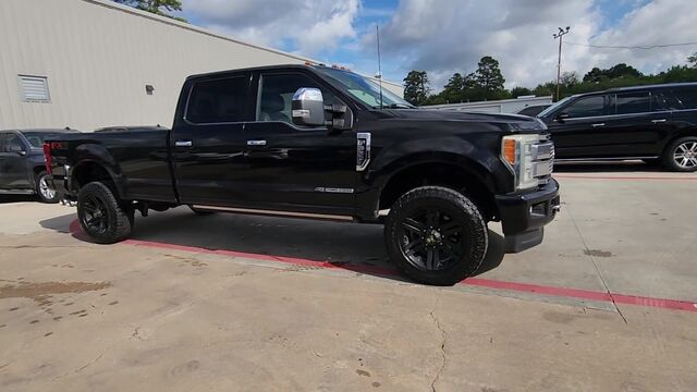 2017 Ford Super Duty F-350 SRW Platinum