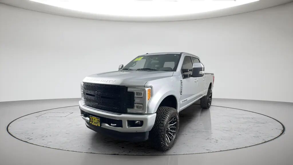2017 Ford F-350 Super Duty Platinum — photo 1 of 65