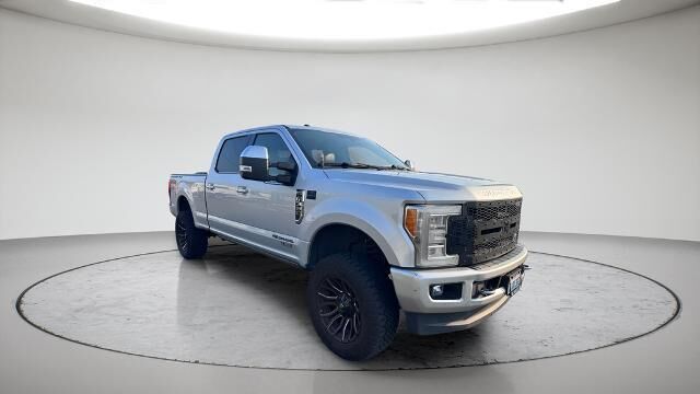 2017 Ford F-350 Super Duty Platinum