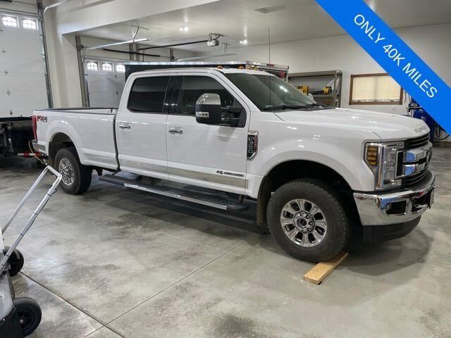 2019 Ford F-350 Super Duty XLT — photo 1 of 5