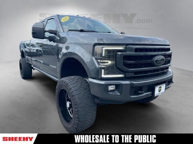 2020 Ford F-350 Super Duty Lariat — photo 1 of 26