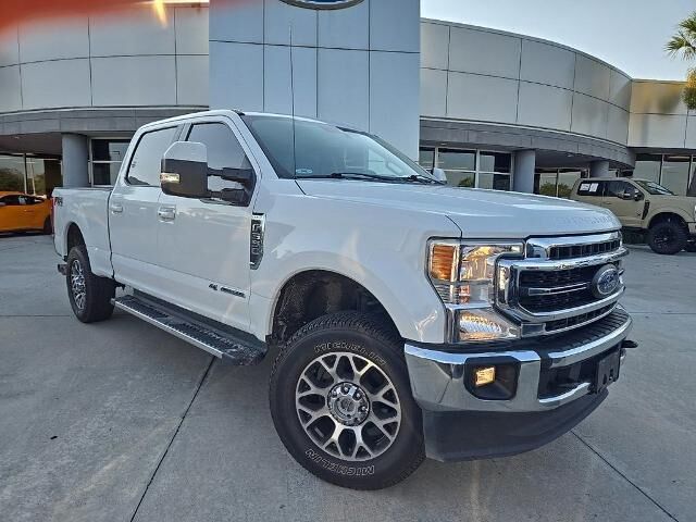 2020 Ford F-350 Super Duty Lariat — photo 1 of 9