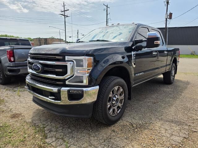 2021 Ford F-350 Super Duty King Ranch — photo 1 of 27