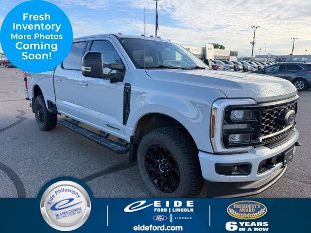 2025 Ford F-350 Super Duty Lariat