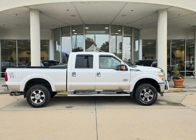 2015 Ford F-350 Super Duty Lariat