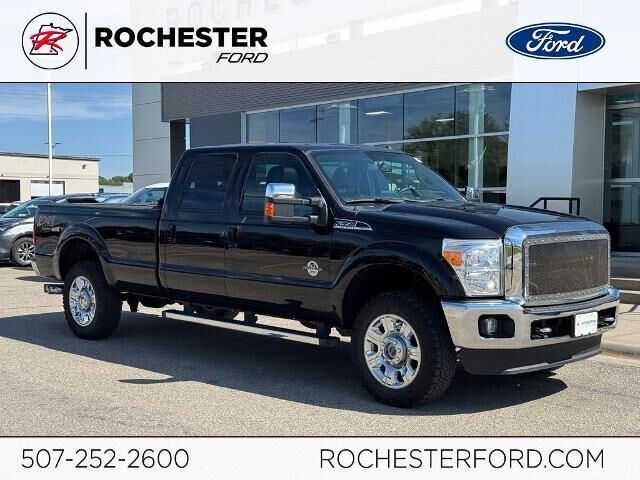 2016 Ford F-350 Super Duty Lariat — photo 1 of 39