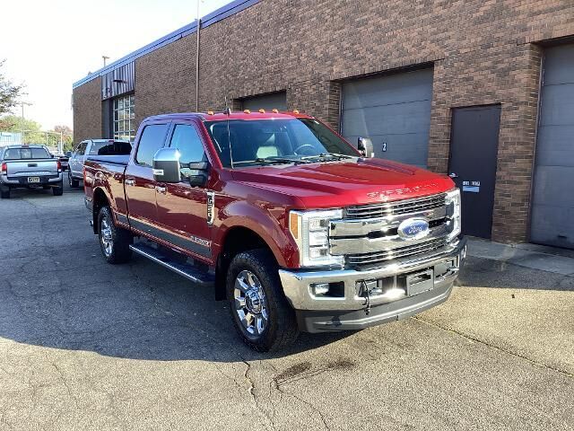 2019 Ford F-350 Super Duty Lariat