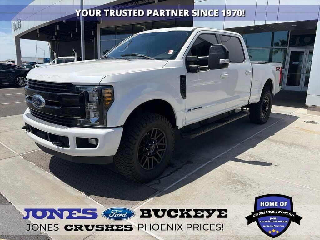 2019 Ford F-350 Super Duty Lariat — photo 1 of 1