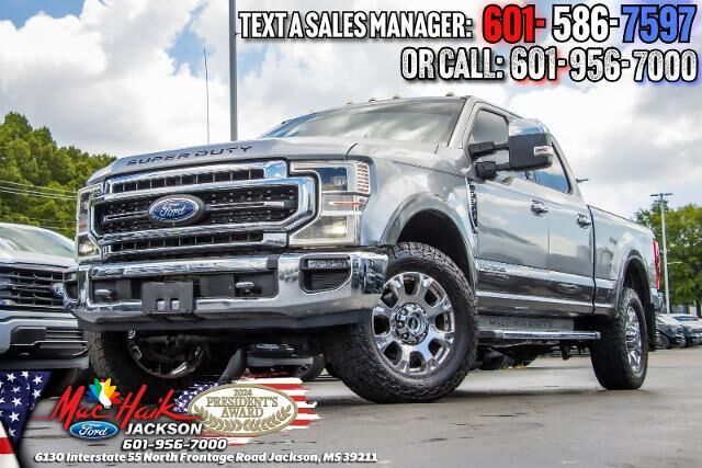 2020 Ford F-350 Super Duty Lariat — photo 1 of 41