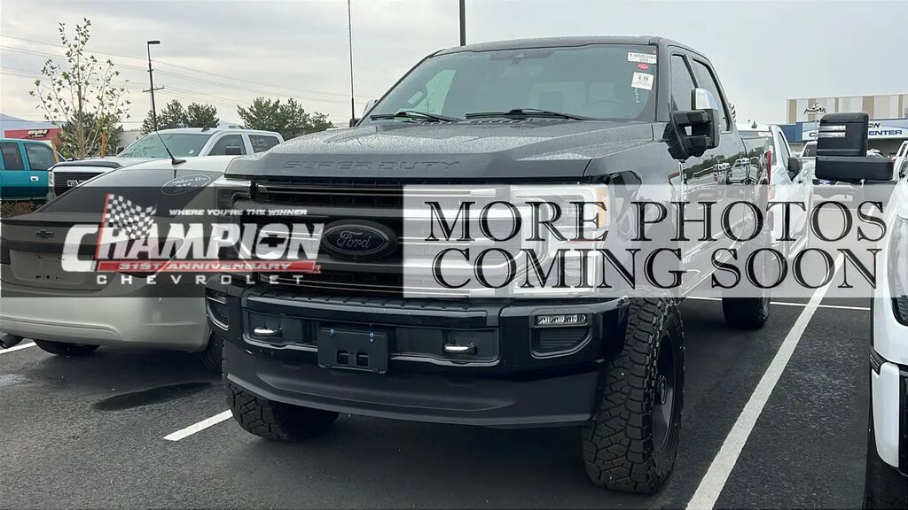 2022 Ford F-350 Super Duty Platinum — photo 1 of 29