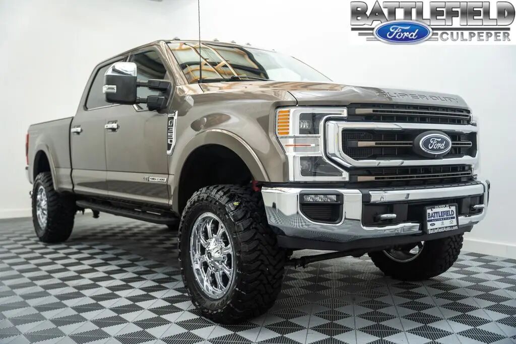 2022 Ford F-350 Super Duty King Ranch — photo 1 of 28